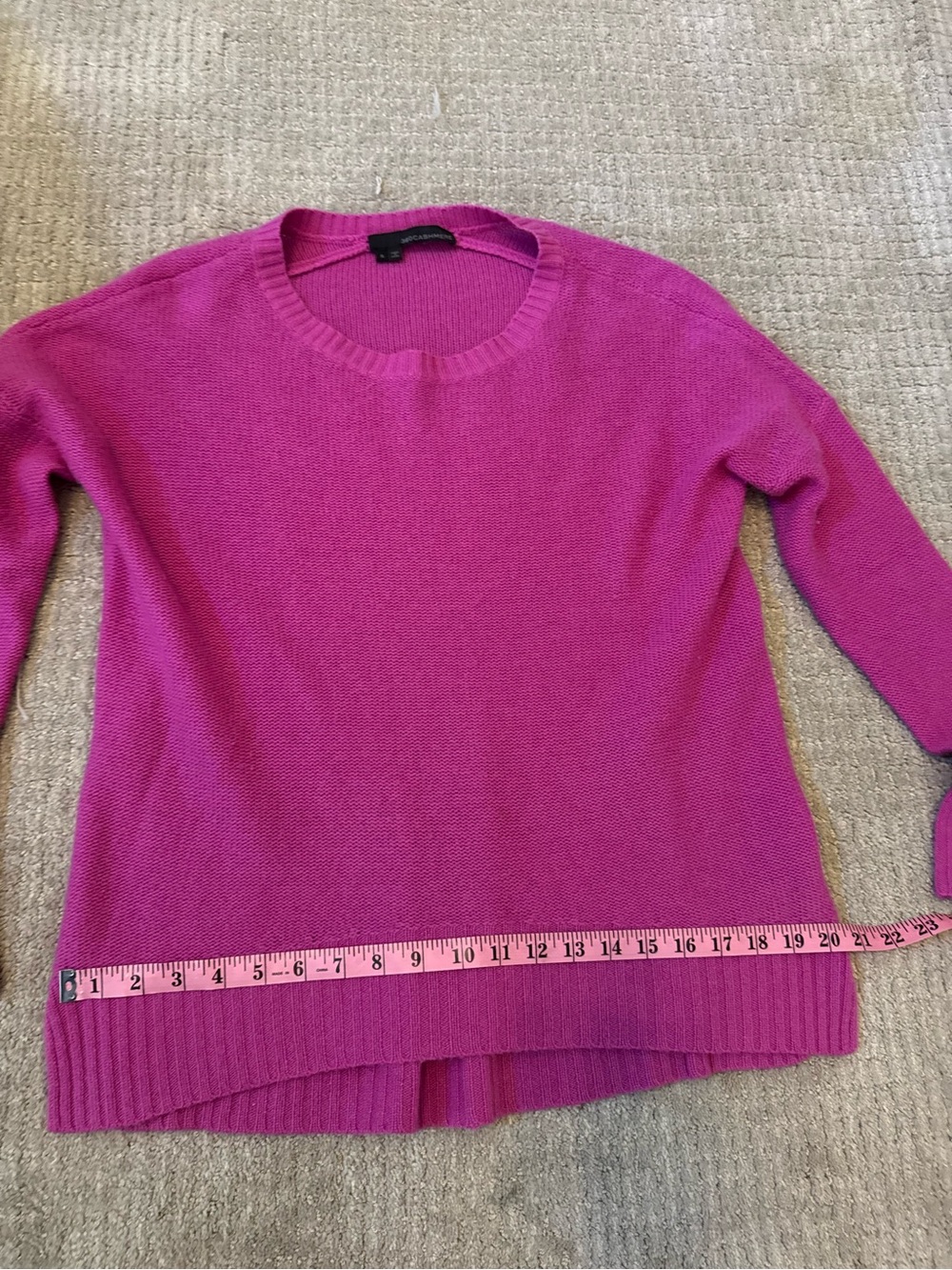 360 Cashmere 100% Cashmere Fuchsia Crewneck Sweater Size S